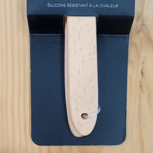 Disney Mickey Minnie Mouse 2 pack Wooden Silicone Spatula Set - Picture 6 of 10